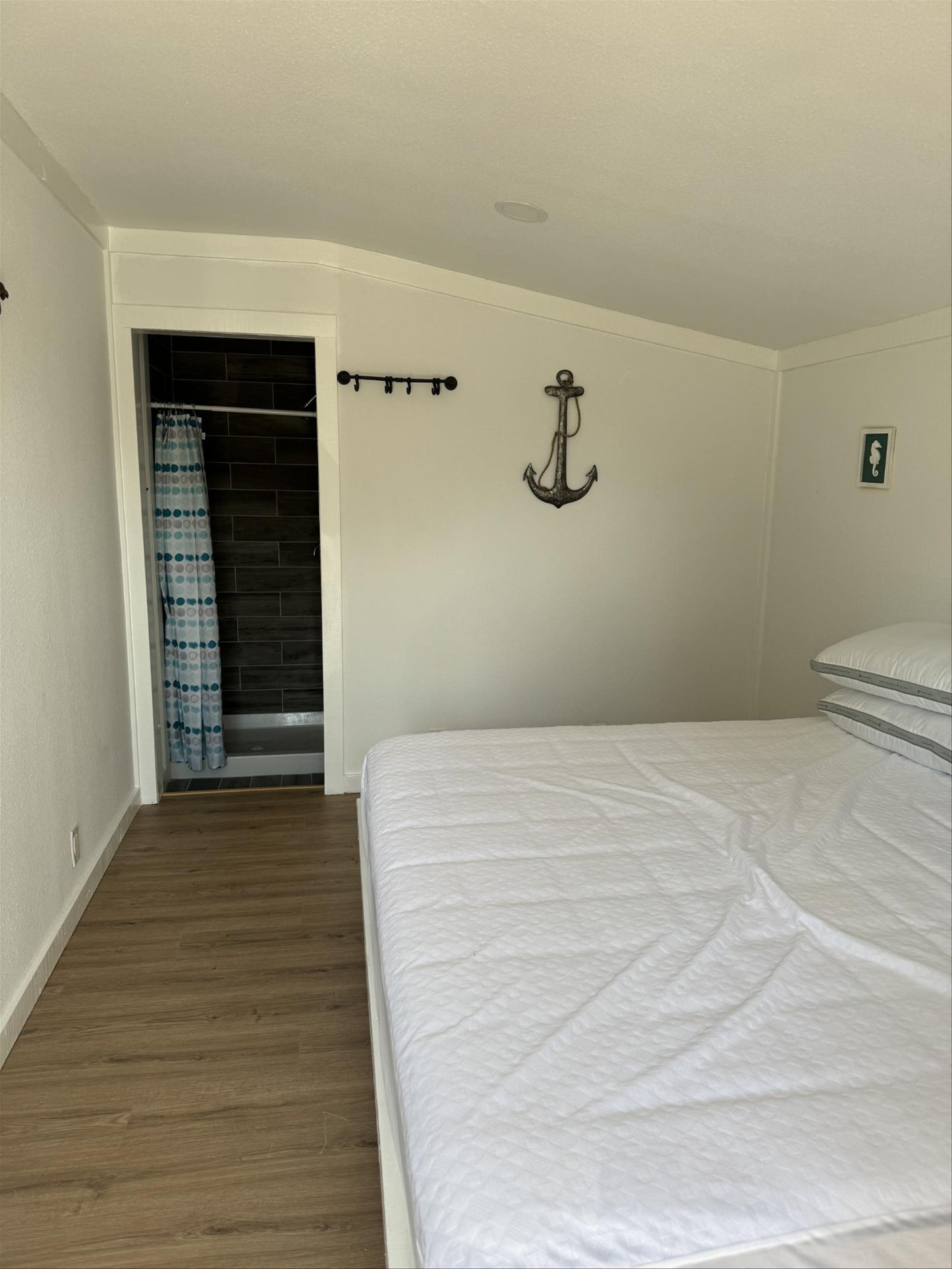 Seahorse King Suite